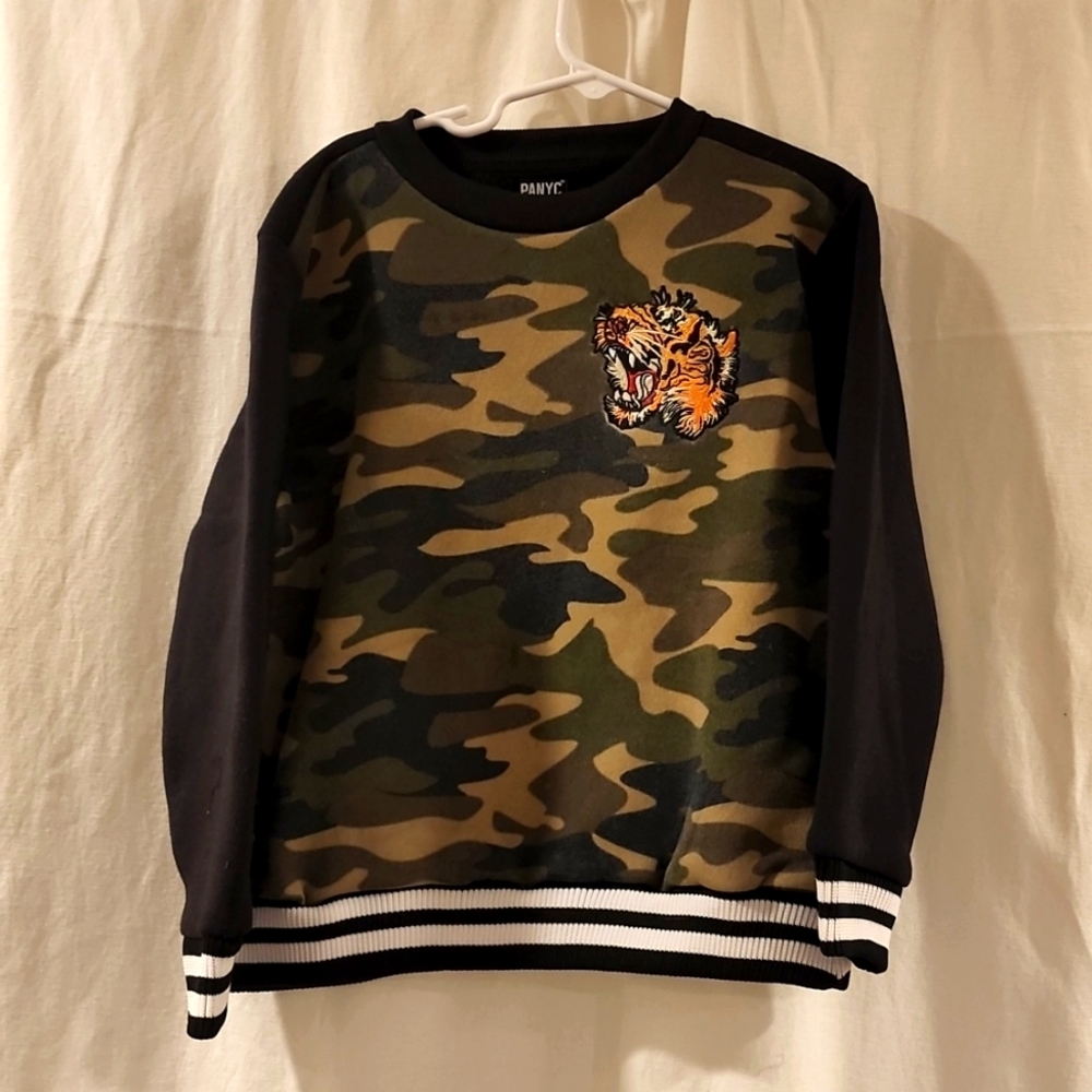 Camouflage boy sweater